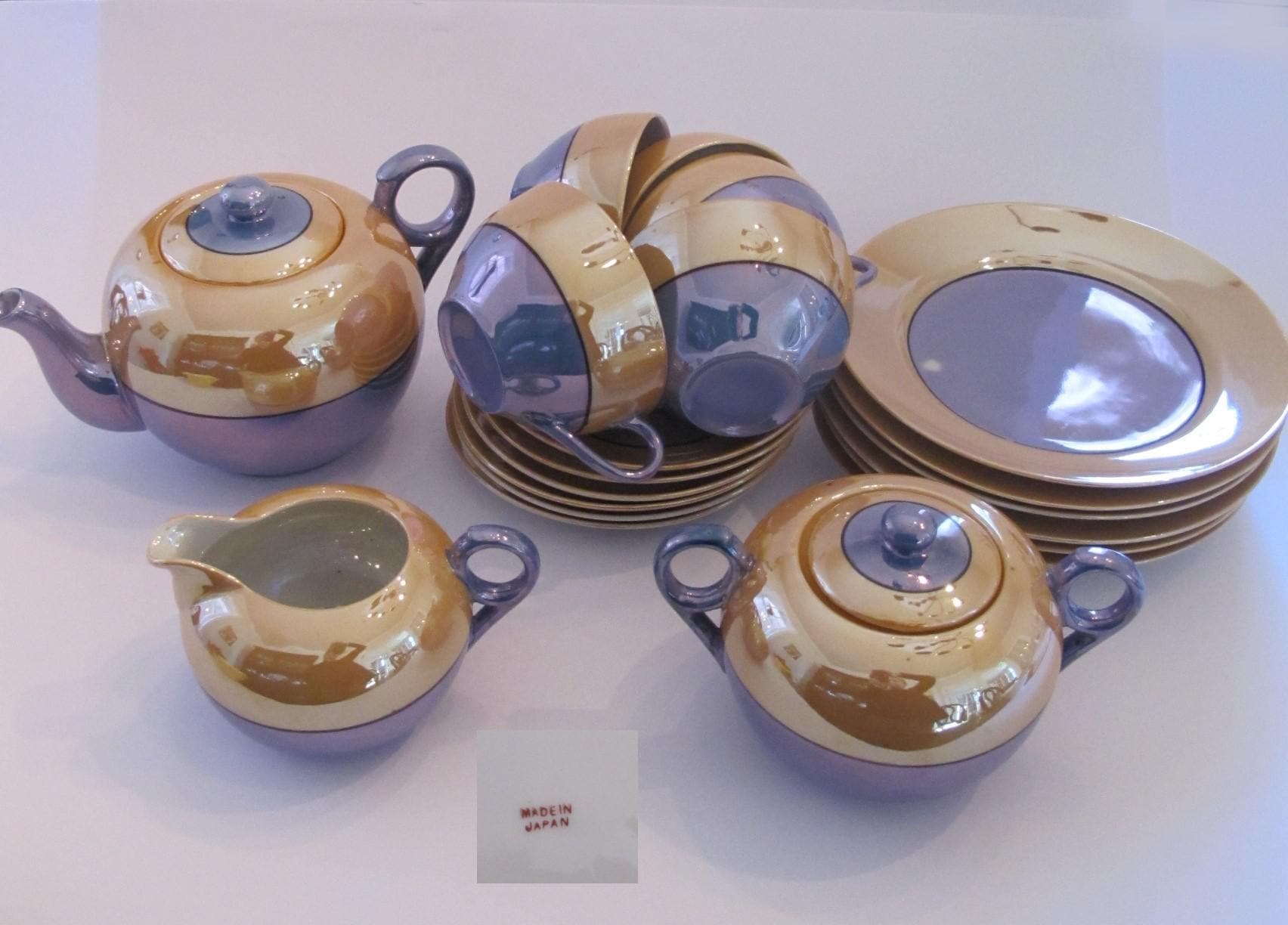 20-piece blue and orange lusterware tea set, Japan (1940s)
