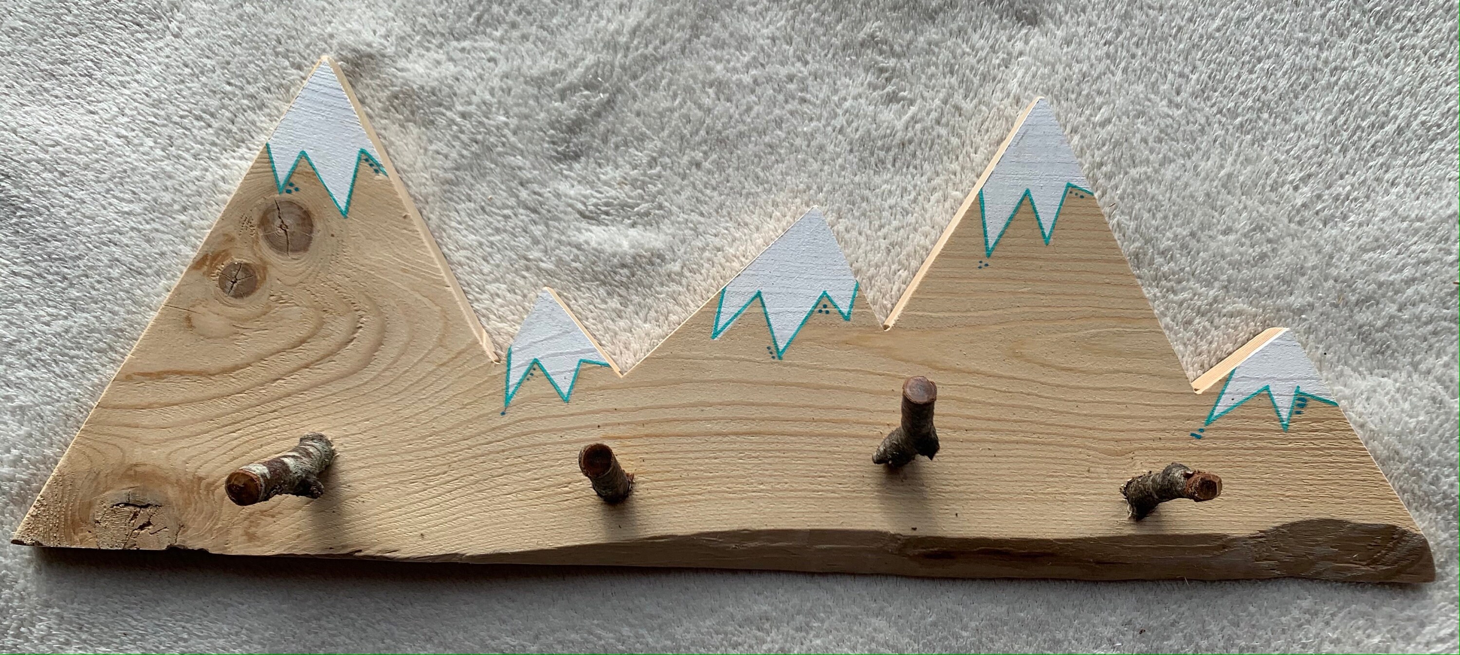 Porte Manteau en Bois, Montagne // Wooden Mountain Coat Hanger