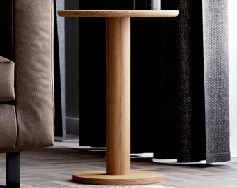 Solid Oak Round End Table: Modern Minimalist Side Table