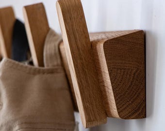 Wall Hanger - Wooden wall hanger - Oak coat rack - Modern wall hook - Scandinavian entryway hanger - Minimalist wall rack