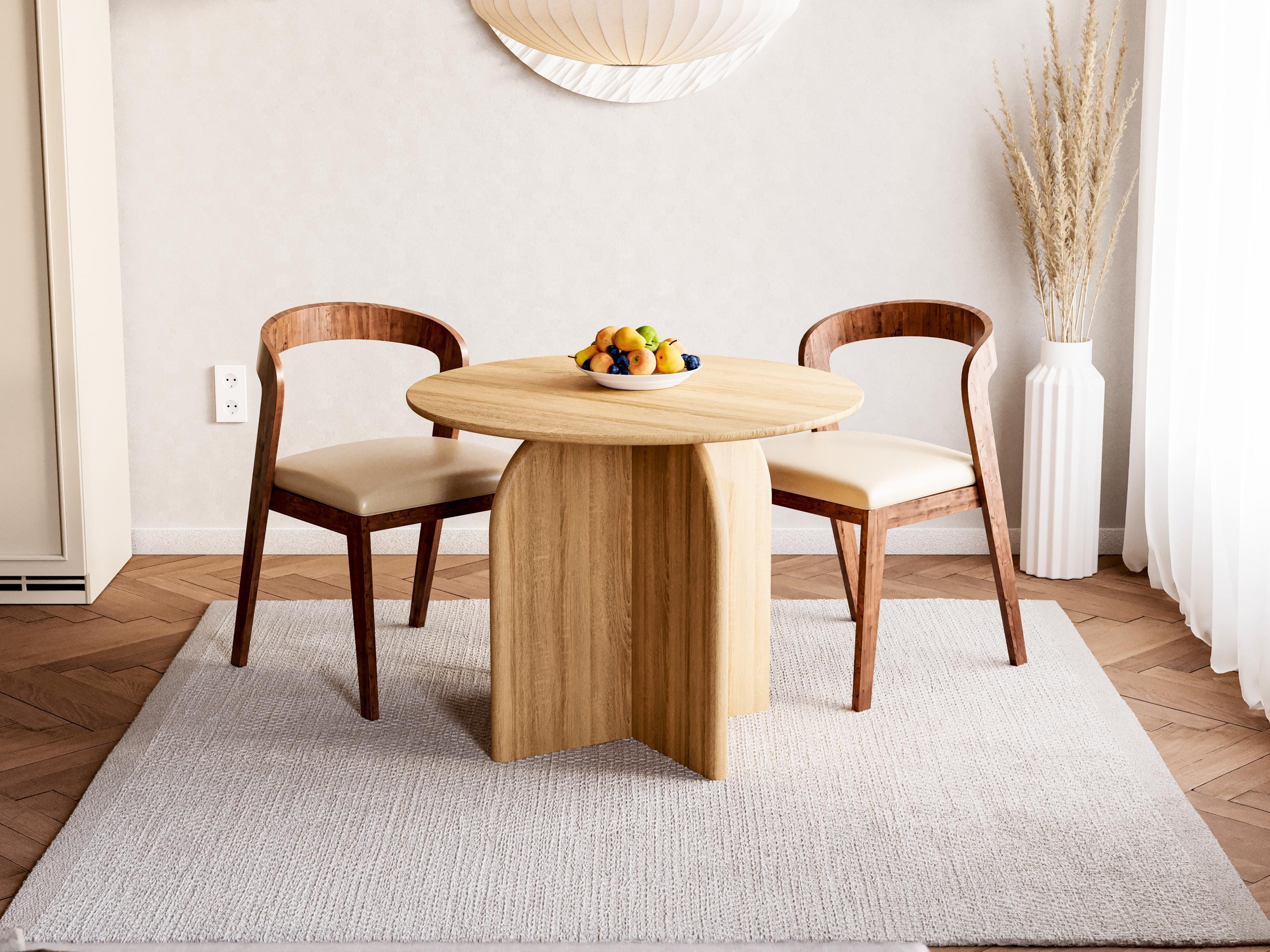 オーク無垢材のラウンドダイニングテーブル - モダンなスカンジナビア