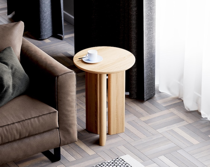 End / Side Table