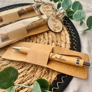 Kugelschreiber aus Holz personalisiert für jeden Anlass perfektes Geschenk zum Geburtstag oder an Weihnachten mit Geschenkverpackung Bild 2
