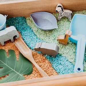 TODDLER SAFE! Safari animals sensory kit- 2 options!