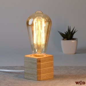 Lampe cube en contreplaqué faite main : lampe de chevet moderne