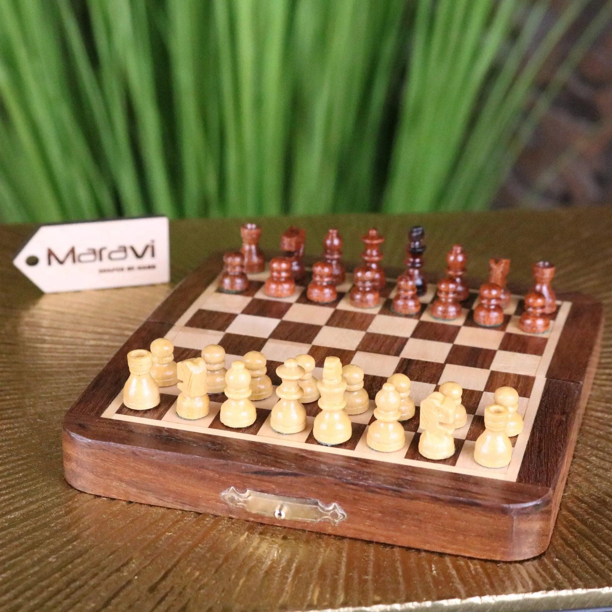 Handmade Premium Wood 18 X 18 Cm Chess Set - Set Magnétique Pliable En