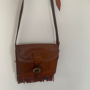 MODERNE VINTAGE Folklore Tasche! Atemberaubende handgemachte polnische Folk Tatra Ornamente Hand punziert Leder Umhängetasche Crossbody