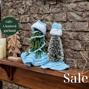 Conjunto de adorno navideño hecho a mano en azul y blanco y decoración navideña con cuello de árbol para la Navidad familiar