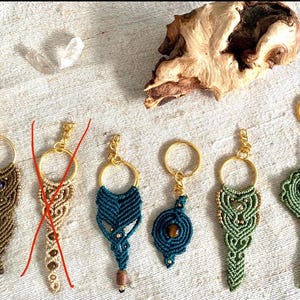 Makramee Schlüsselanhänger • handgeknüpfter Anhänger • Boho/Hippie • handmade with love