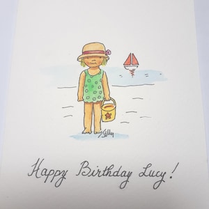 Geburtstagskind am Meer mit Gelbem Eimer Handgezeichnet Stift und Tusche Handbemalt Aquarell FREEPORTO&PERSONALISATION
