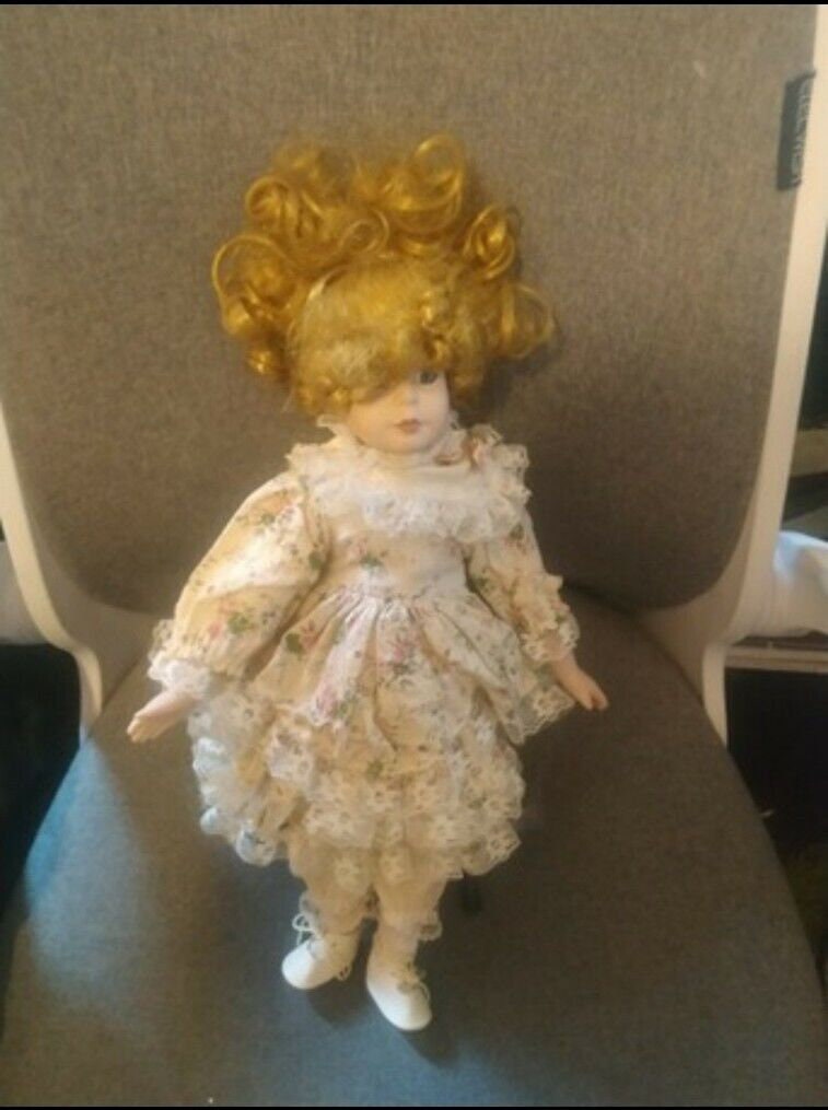 Haunted doll Jodie ( paranormal Positive energy)