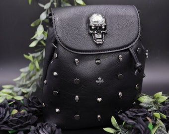 GOTHX Black Vegan Mini Skull Head Stud Backpack - Gothic  display picture 2