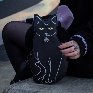 GOTHX Vegan Pagan Black Cat Shoulder Bag - witchy gift - goth style - alternative fashion