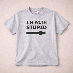 Matching Couple Shirts, I’m With Stupid Shirt, Funny Couple T Shirt, Sarcastic Matching Tees, Boyfriend Girlfriend Gift, Husband Wife Tee zdjęcie 6