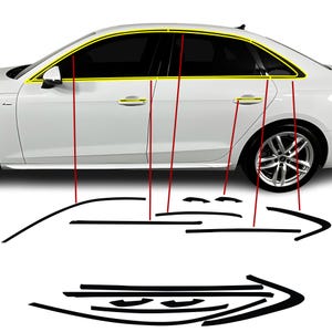Puede incluir: Un sedán blanco con molduras negras y detalles amarillos alrededor de las ventanas. La imagen también muestra varias piezas de moldura negras, probablemente para la instalación en el exterior del coche. El coche tiene llantas de aleación plateadas.