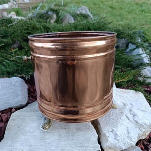 Jardinera ovalada vintage de latón con asas, 39 x 16 x 13 cm, jardinera de 15,5 x 6 x 5 pulgadas, contenedor de latón con pátina envejecida, usado en los años 80.