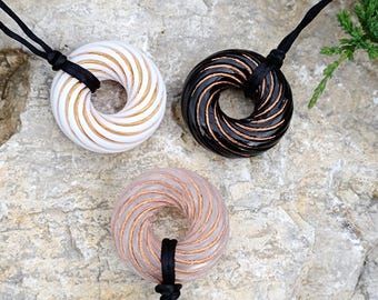 Kupferspirale Torus Aktive Resonanz 5cm Spule Orgon Torsion Felder Generator Torus Halskette Anhänger Größenverstellbar Halskette