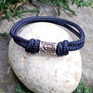 Viking Rune Tiwaz argent perle pendentif breloque réglable Bracelet Paracorde femmes Bracelet décontracté cadeau d'anniversaire pour hommes Bracelet d'amitié