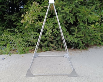 Mittlere 20-Zoll-Nubian Geometrie Energie-Pyramide 50 * 50 cm Basis Aluminium-Pyramide Heilige Cubit Energie Gesunde Pyramide