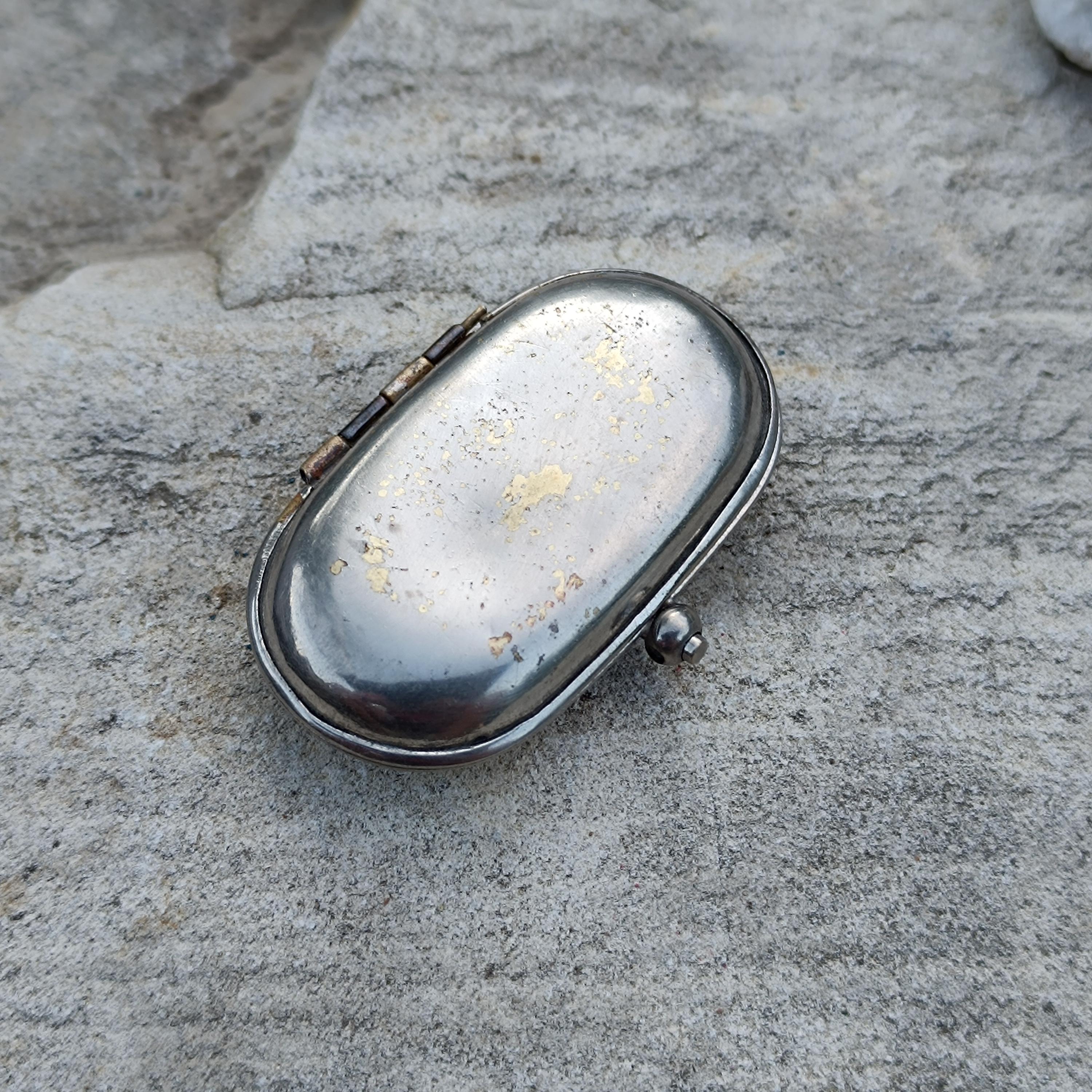 Sovereign case - Etsy 日本