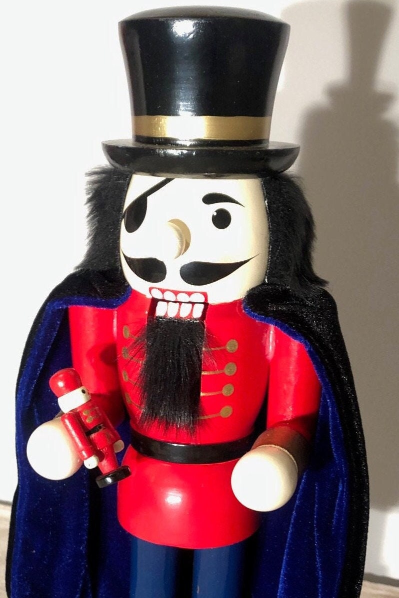 Life Size Black Nutcracker atelieryuwa.ciao.jp