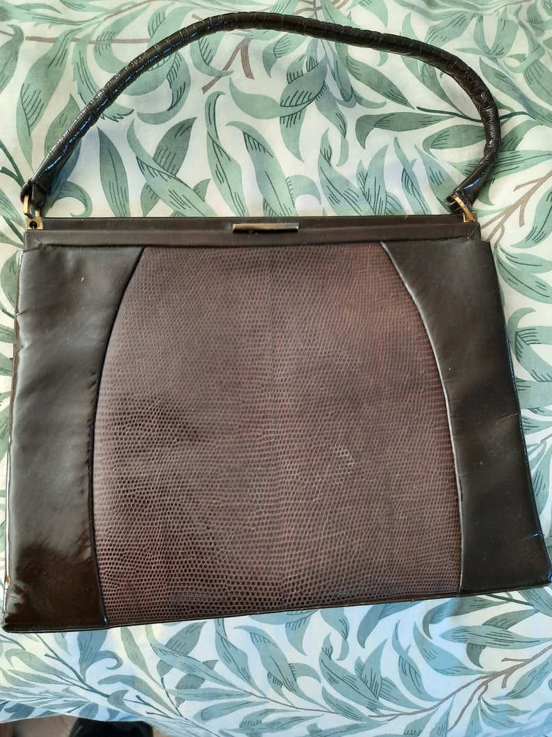 As used by HM Queen Elizabeth vintage 1950/'s brown patent leather and snakeskin snap shut handbag made in England brown Kelly bag