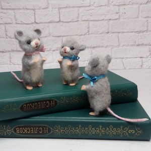 Gefilzte graue Maus, Maus Figur, gefilztes Tier