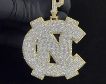 Logo personnalisé Pendentif Moissanite – Charm homme/femme glacé en argent sterling 925 | Collier hip-hop personnalisé Moissanite VVS | Cadeau unisexe