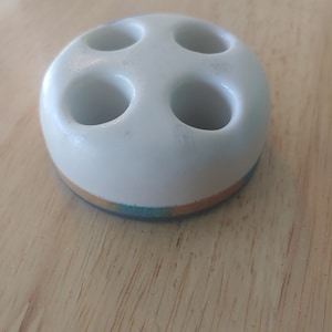 Handmade toothbrush holder, resin,hold 4 toothbrushes bathroom,tooth brush