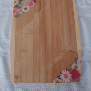 Handmade resin decorated board, real dried flowers coated in resin,bamboo,gift,present,charcuterie, cheese board, pink, handmade