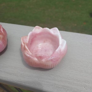 Hand Made lotus shaped tea light candle holder/ gift/ birthday gift/spa/ flower/pink