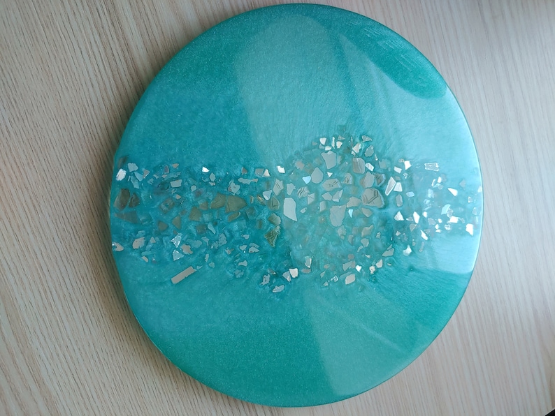 Decorative circular tray