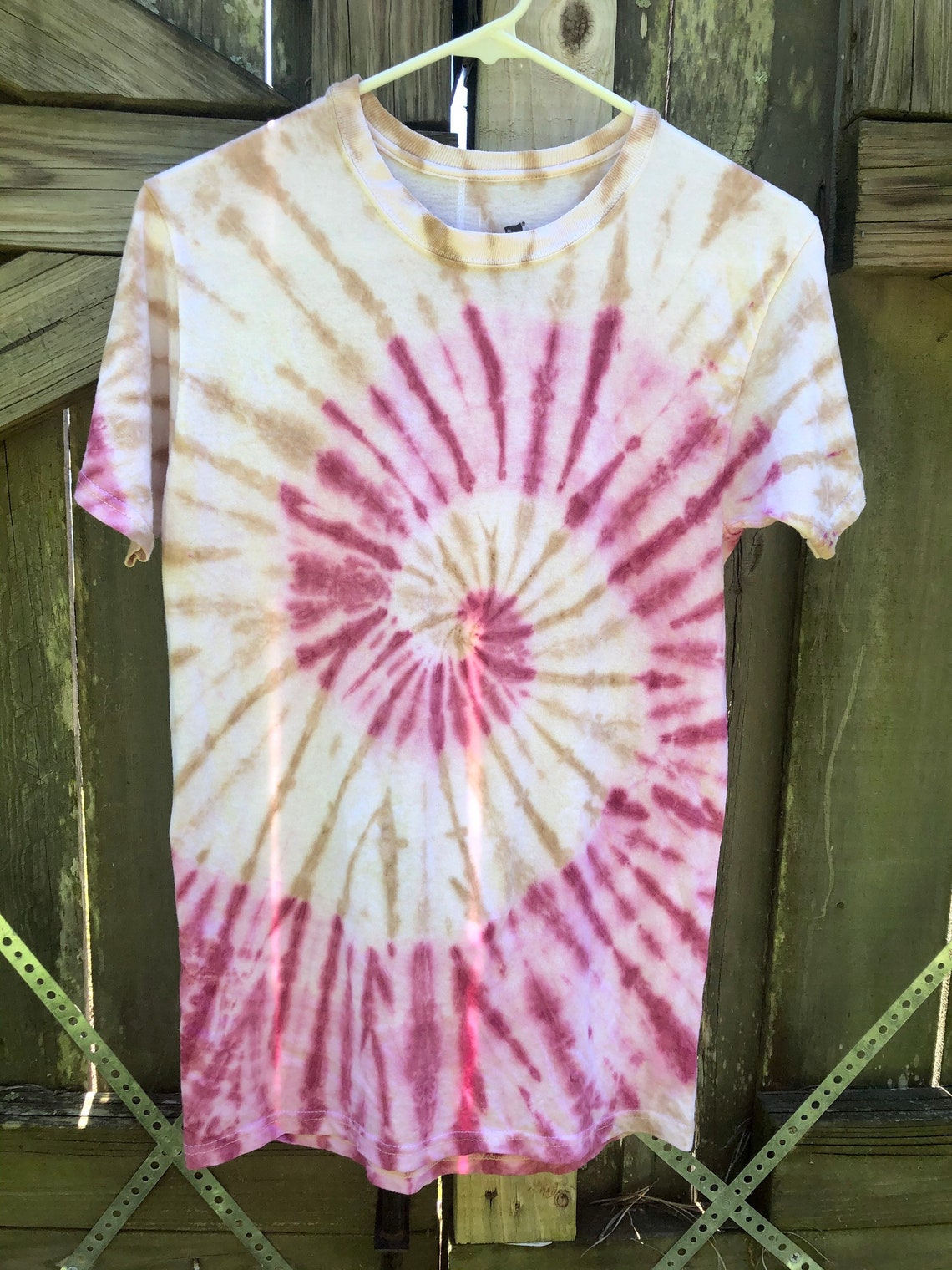 dustin poirier t shirt brand