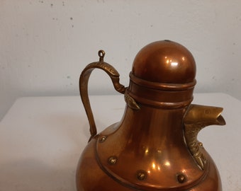 Pot à thé en cuivre