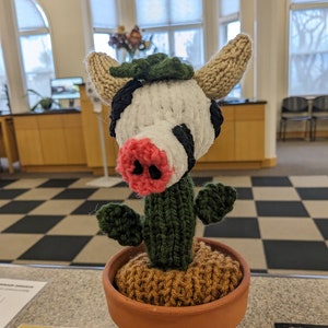 Knitted Cow Plant