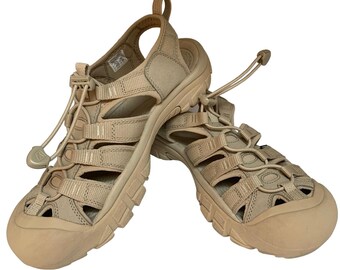 Woman's Like New Newport H2 Monochrome-safari Shoes Size 8.5 Woman's Like New Newport H2 Monochrome-safari Shoes Size 8.5