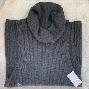 Free People Medium Need It Now Sleeveless Sweater Vest Back Slit Lambswool Grey afbeelding 6