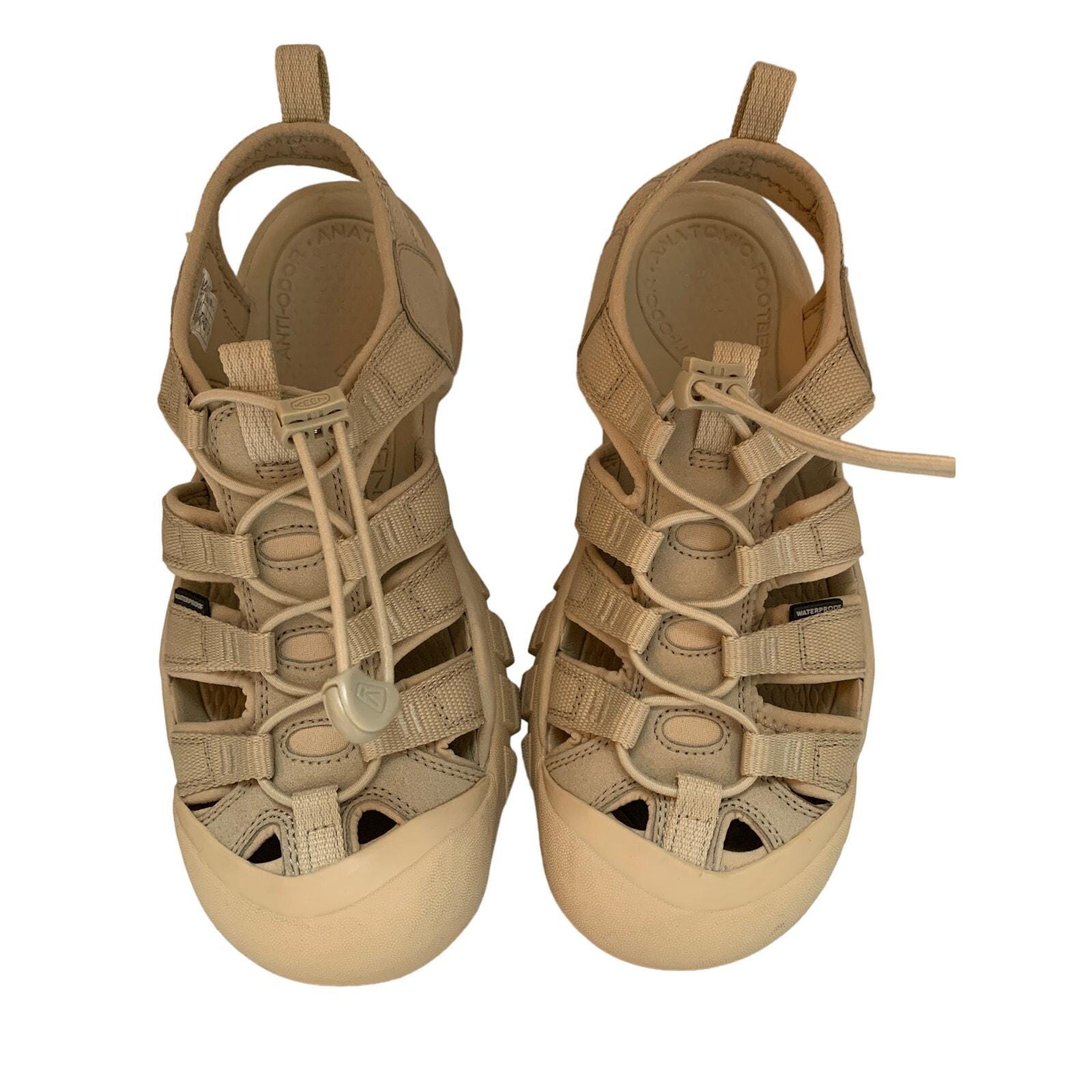 Woman's Like New Newport H2 Monochrome-safari Shoes Size 8.5 Woman's Like New Newport H2 Monochrome-safari Shoes Size 8.5