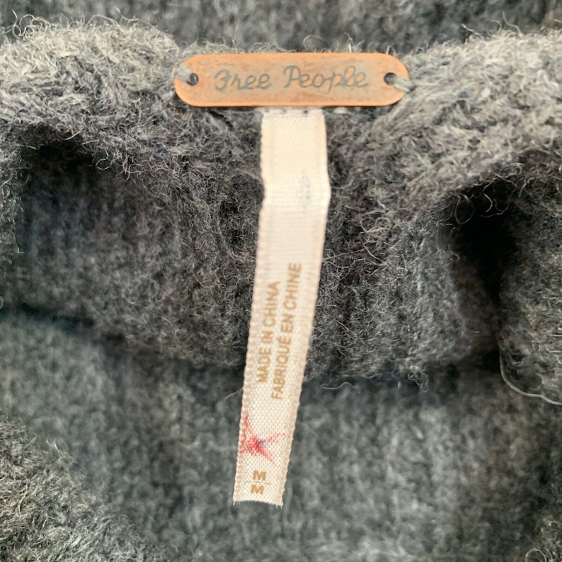 Free People Medium Need It Now Sleeveless Sweater Vest Back Slit Lambswool Grey afbeelding 4