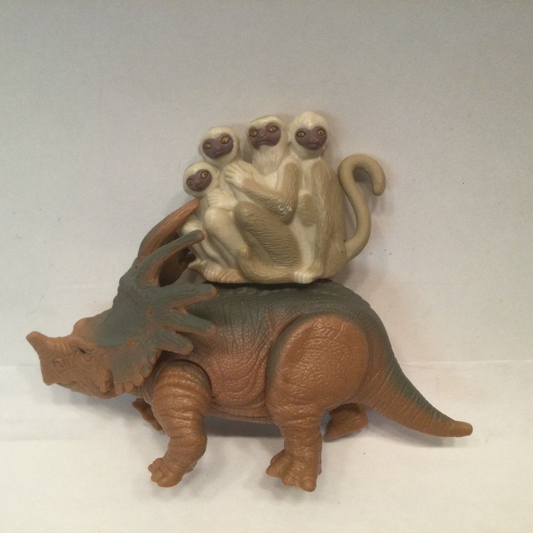 2000 Disney's Dinosaur Movie Plio Zini Suri Yar Lemurs Riding Eema