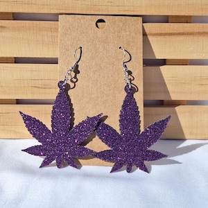 Boucles d'oreilles feuille de marijuana, boucles d'oreilles feuille de chanvre vert, boucles d'oreilles feuille de pot scintillant recto-verso, boucles d'oreilles pendantes, plusieurs couleurs