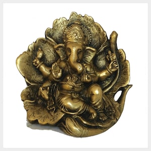 Lotus Ganesha brass 11 cm 1kg