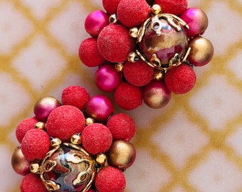 VIntage Rosalia/Gold Flocked Cluster Bead Clip Earrings