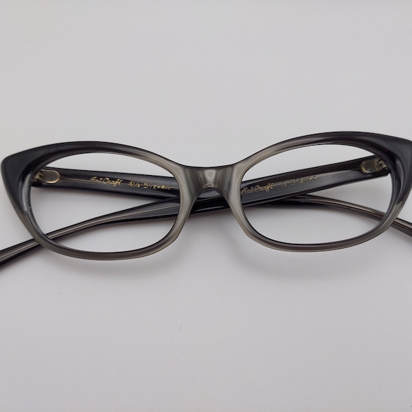 Vintage ArtCraft  (4-5  1/4) Small Cateyed Eyeglasses