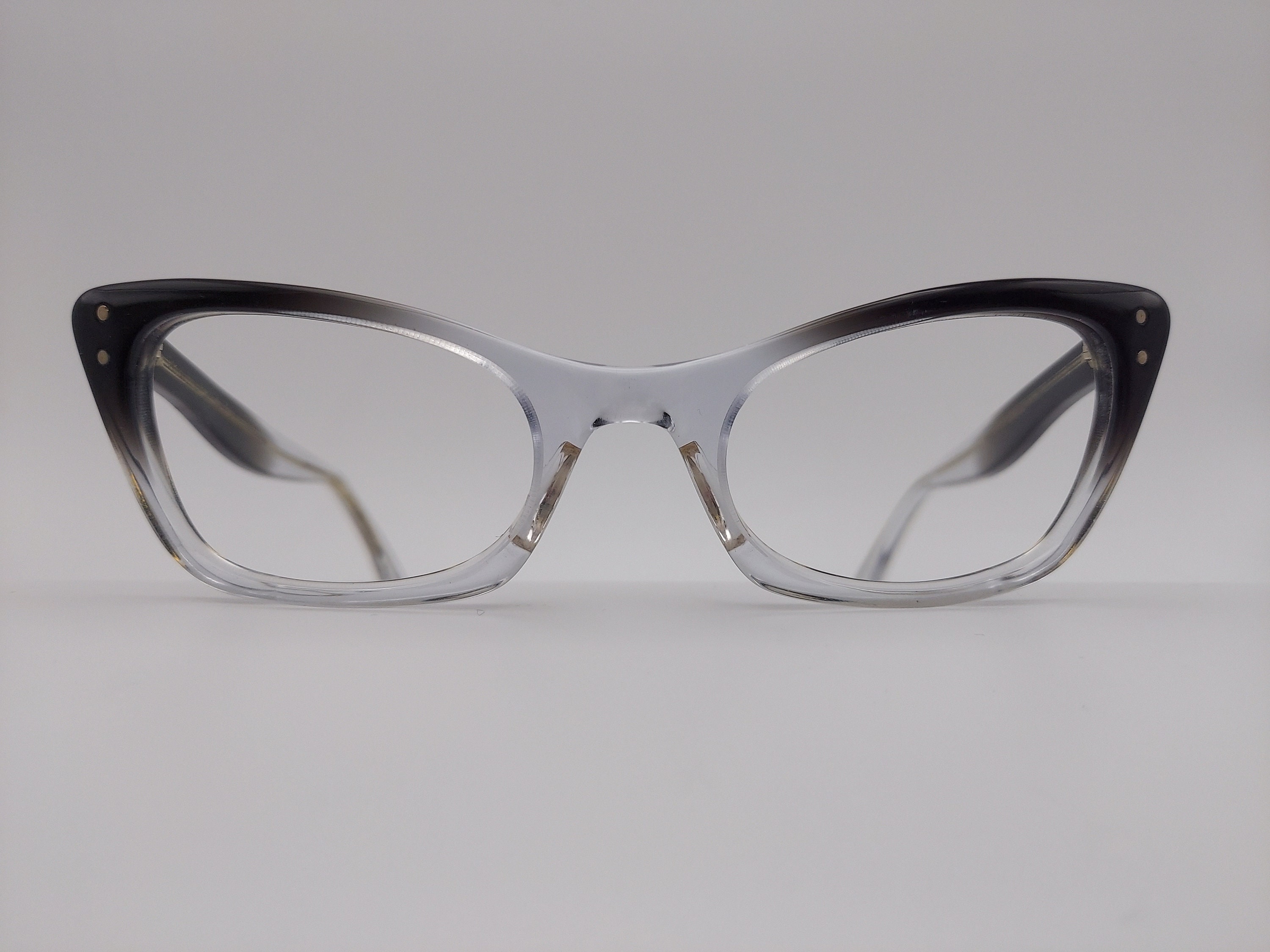 Bausch & Lomb (4 1/4 - 5 1/2) Vintage Cat-eye Eyeglasses - Etsy display picture 2