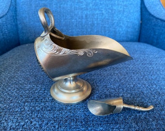 Antique English Ailverplat Sugar Shell Scoop 3 3/4” NOS Org Box Stored NeverUsed 