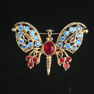 Vintage rhinestone butterfly brooch // butterfly pin // vintage insect brooch//butterfly brooch c.1980//vintage rhinestone butterfly brooch
