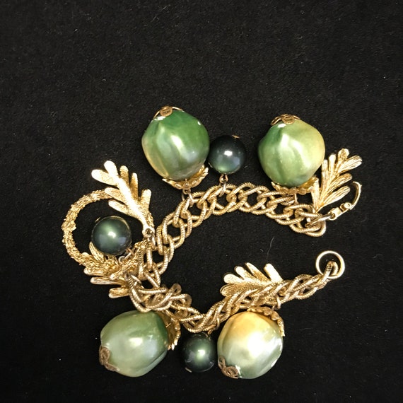 Vintage cocktail charm bracelet//faux green fruit… - image 5