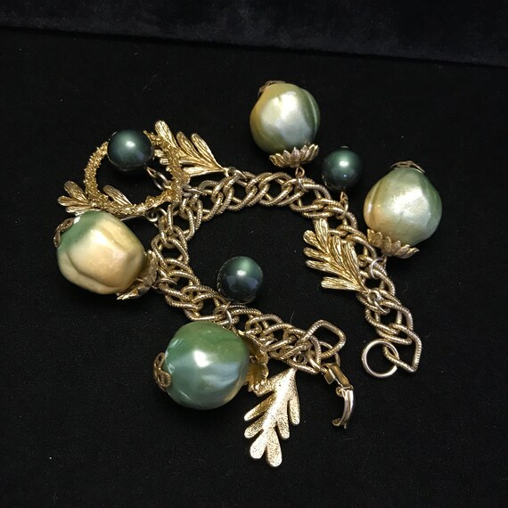Vintage cocktail charm bracelet//faux green fruit… - image 9