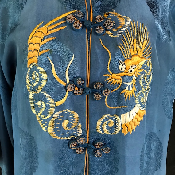 30's vintage satin embroidered dragon Chinese rob… - image 3